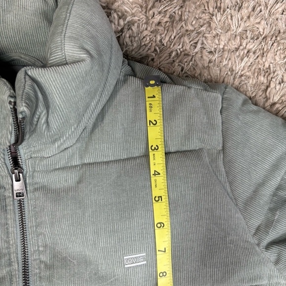 LEVI’S ZOE CORDUROY BUBBLE PUFFER JACKET- COLOR MINT GREEN - Picture 12 of 13